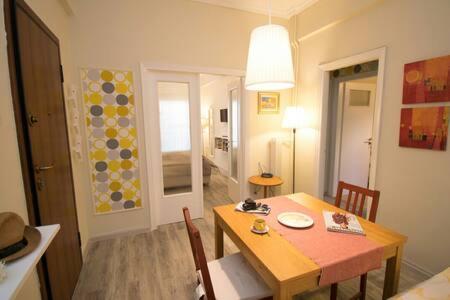 Relaxing By Acropolis Apartment Атина Екстериор снимка