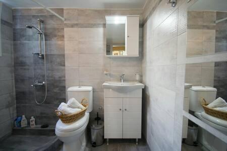 Relaxing By Acropolis Apartment Атина Екстериор снимка